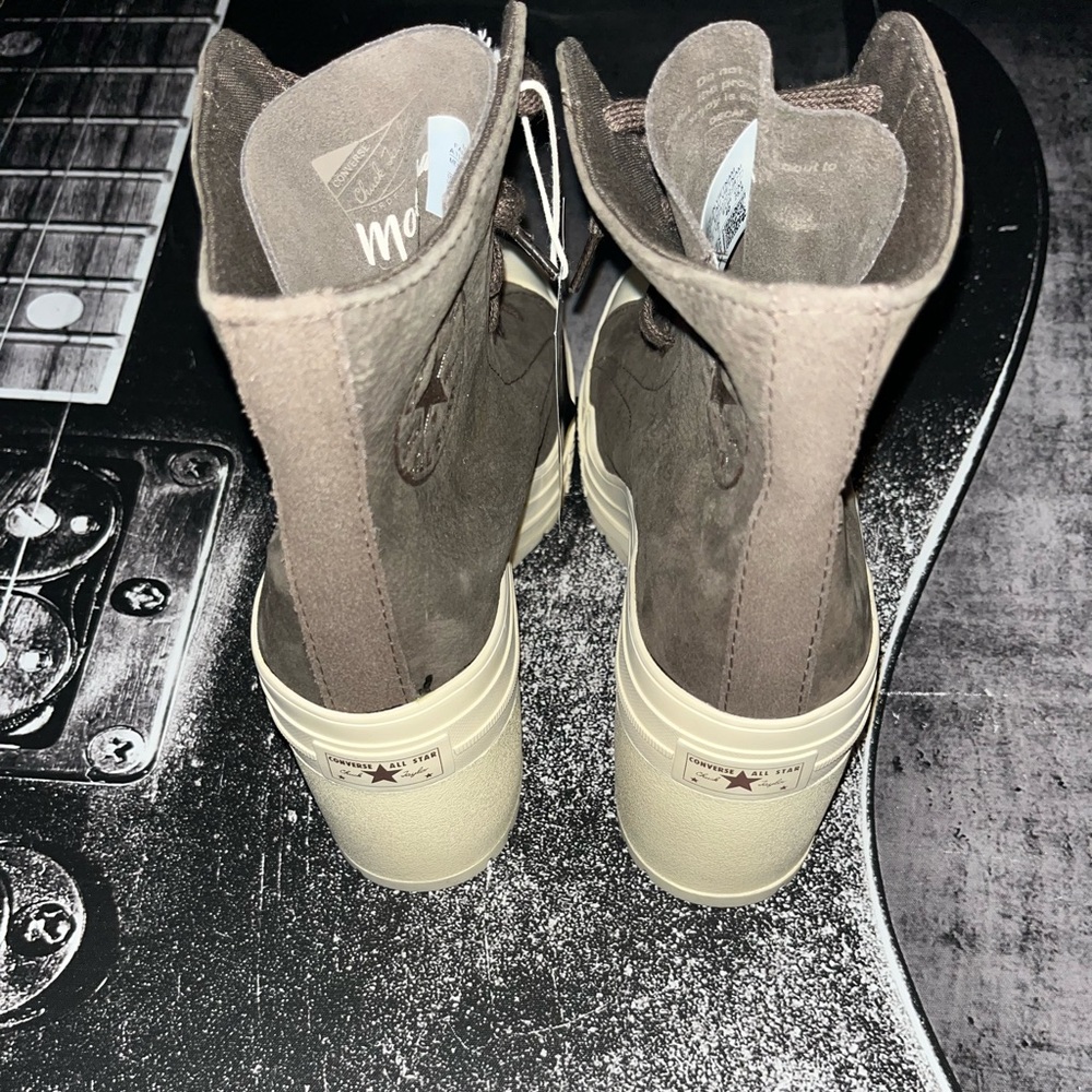 NEW Converse - Picture 12 of 13